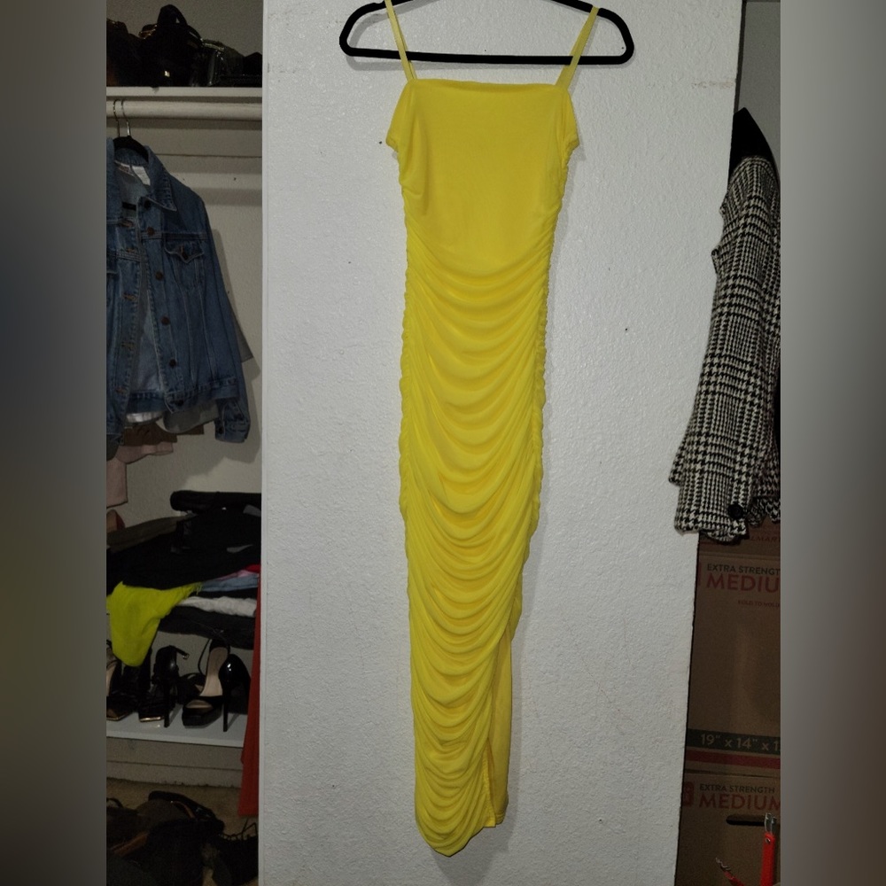 Yellow dress size S